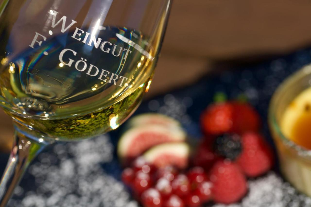 Weingut Goedert Apartment Osann-Monzel Luaran gambar